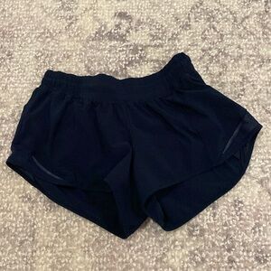 LULULEMON Hottie Hot 2.5” NAVY Shorts SIZE:6